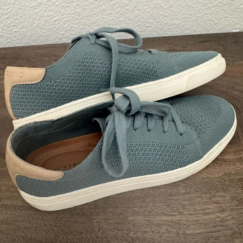 Lucky Brand Blue Gray Fashion Sneakers Shoes 8.5